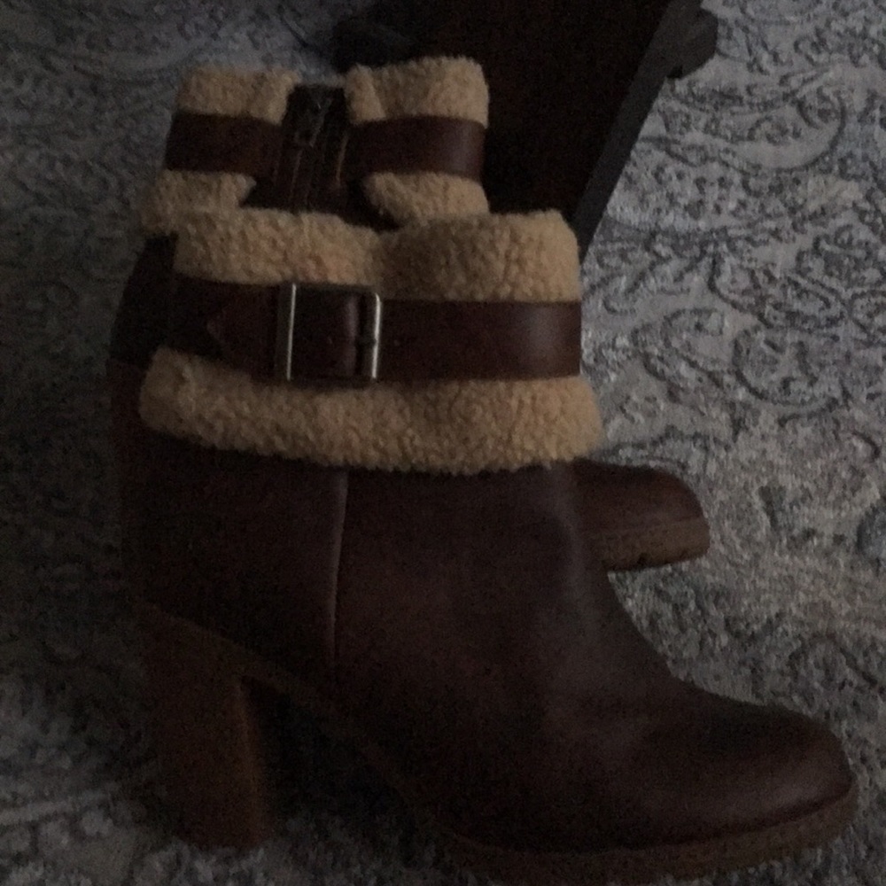 Timberlands - image 1